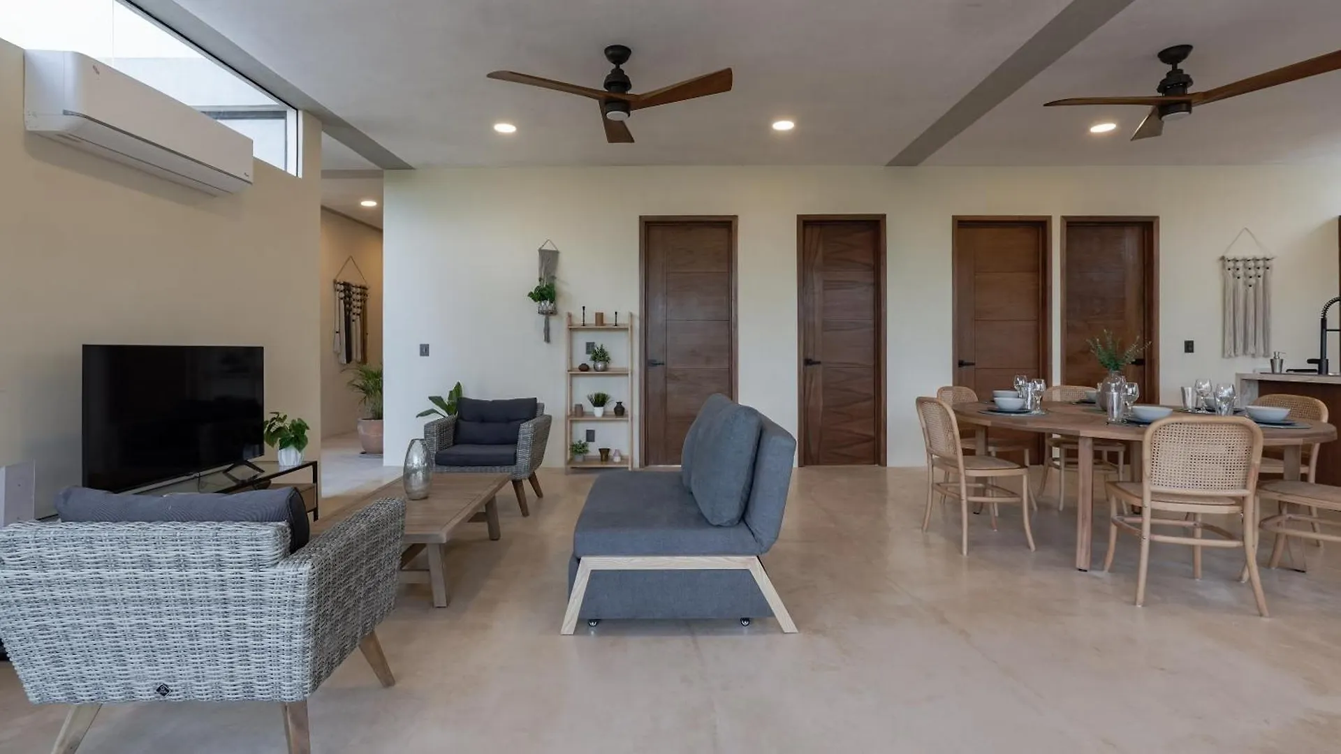 2Br 2Ba Luxury Penthouse With Private Pool And Rooftop Terrace Tulum Pueblo 0*,  Mexico